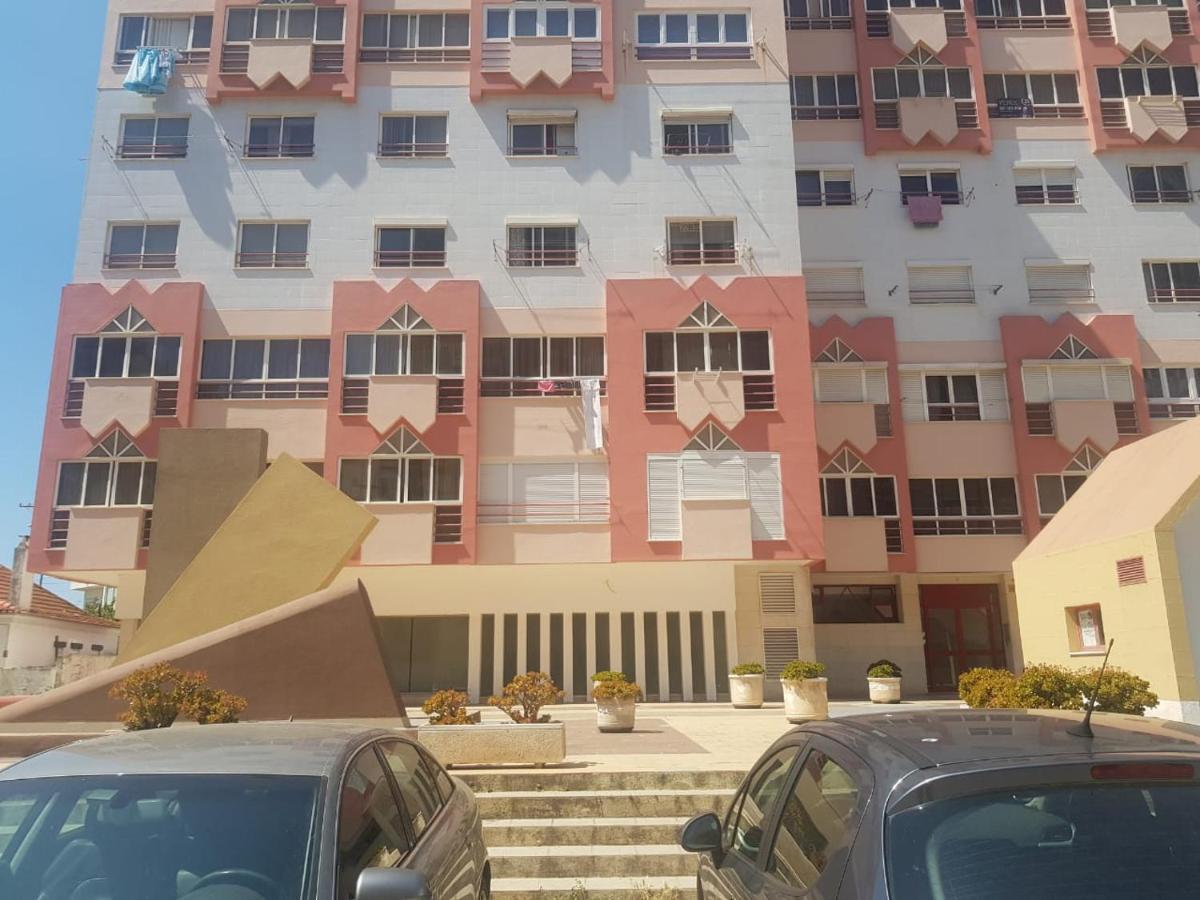 Remarkable 1 Bedroom Apartment Costa de Caparica Exterior foto
