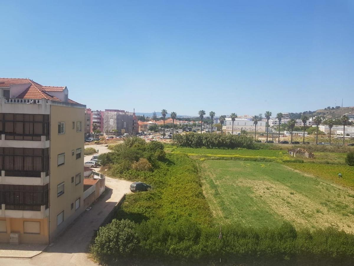 Remarkable 1 Bedroom Apartment Costa de Caparica Exterior foto